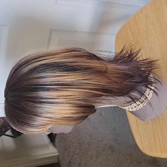 Nina Wig - Picture 6 of 8